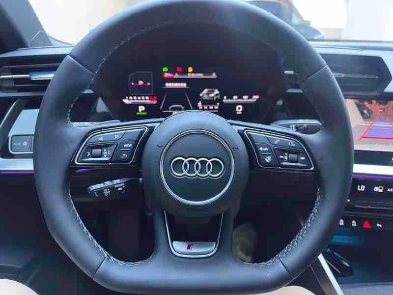 Audi A3 Limousine 35 TFSI — фото 10
