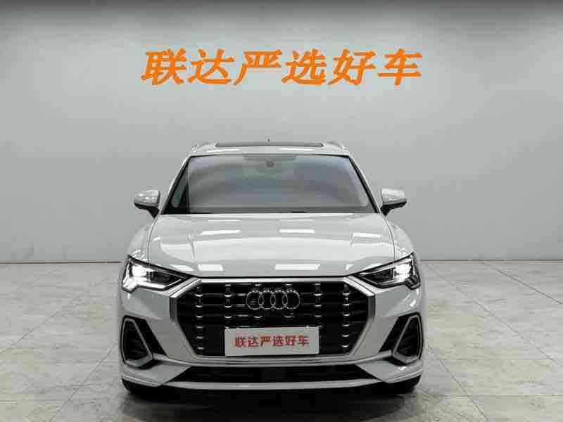 Audi Q3 35 TFSI — фото 4
