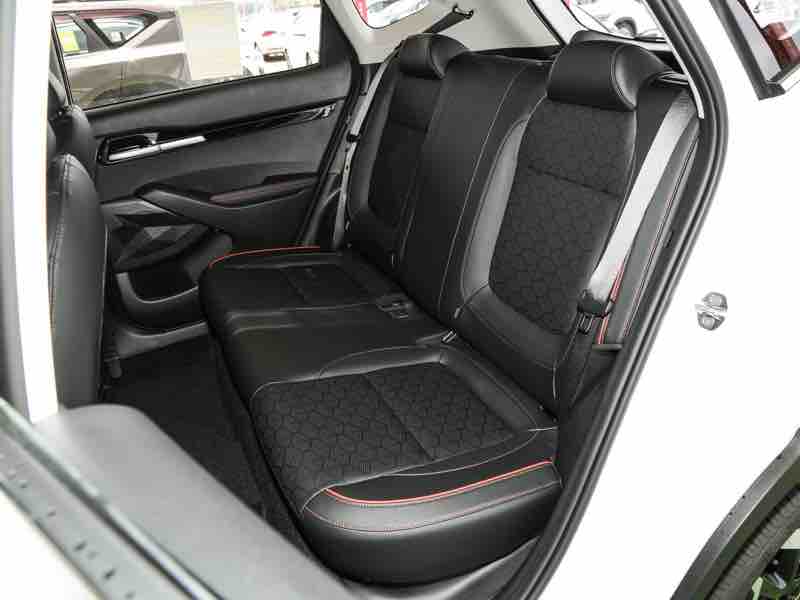 Kia Seltos 1.5L Luxury — фото 19