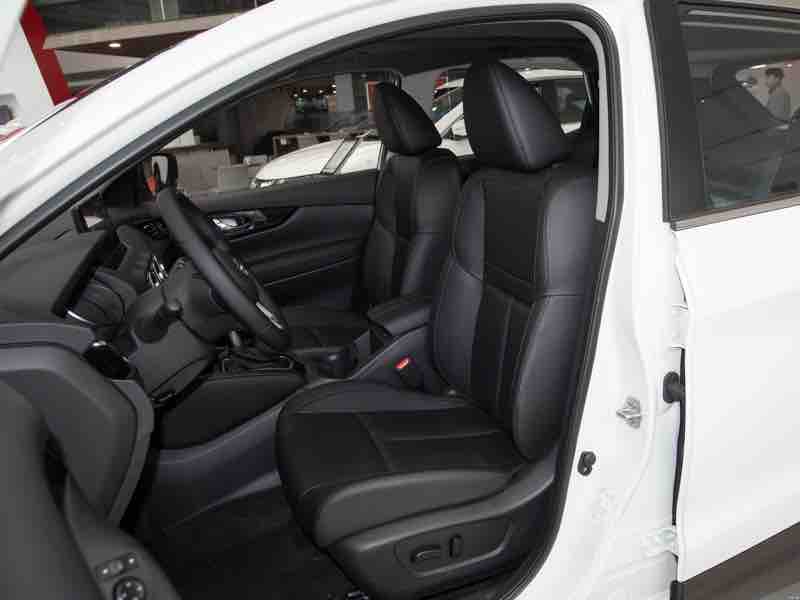 Nissan Qashqai 2.0L XV+ — фото 15
