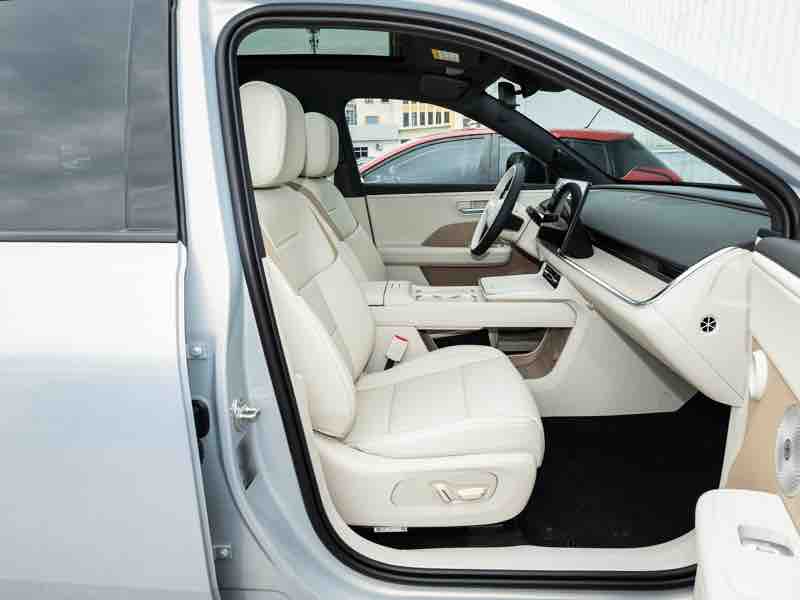 Toyota bZ3X 520 Pro+ — фото 16