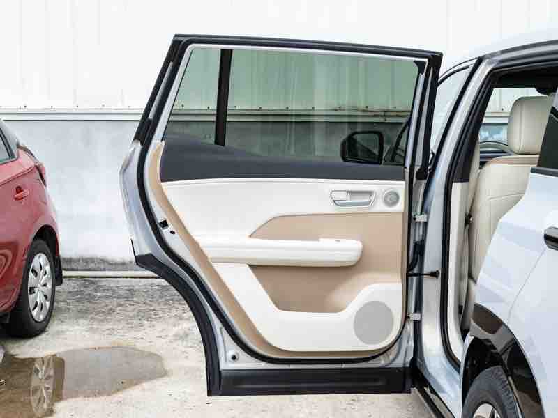 Toyota bZ3X 520 Pro+ — фото 17