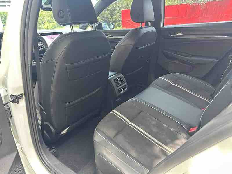Volkswagen Golf 280TSI R-Line — фото 8