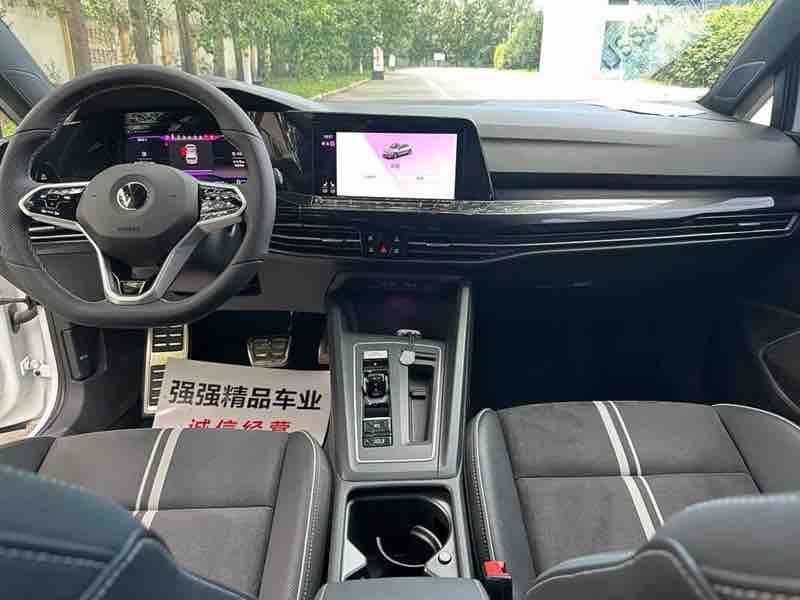 Volkswagen Golf 280TSI R-Line — фото 11